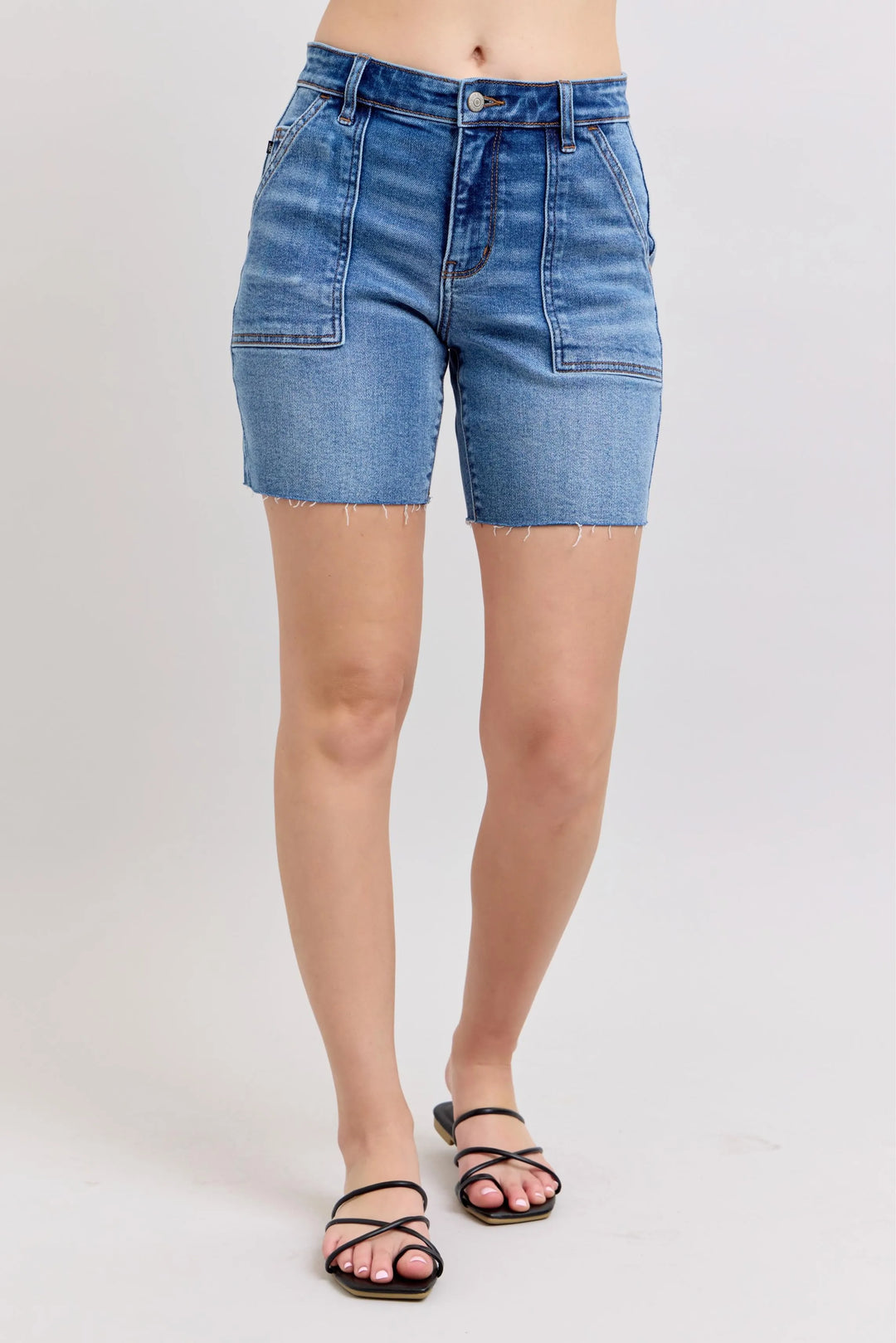 Md Judy Blue Full Size Mid Rise Bermudas Denim Shorts W Back Flap Pockets Plus Size
