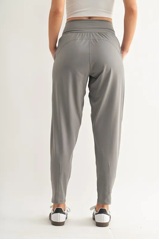 New Pewter Mono B Flowbarrel High Waist Active Pants