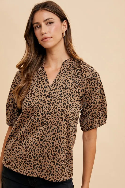 Mocha Annie Wear Animal Print Knit Volume Sleeve Blouse