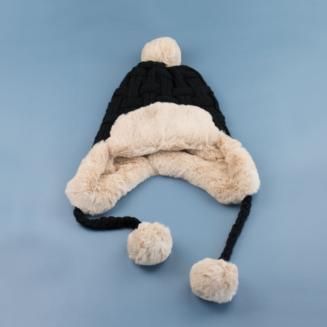 Cable Weave Pom Trapper Hat 1