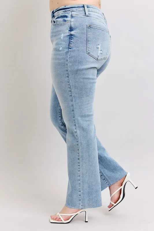 Lt Judy Blue Full Size Mid Rise Light Wash Dad Jeans Plus Size
