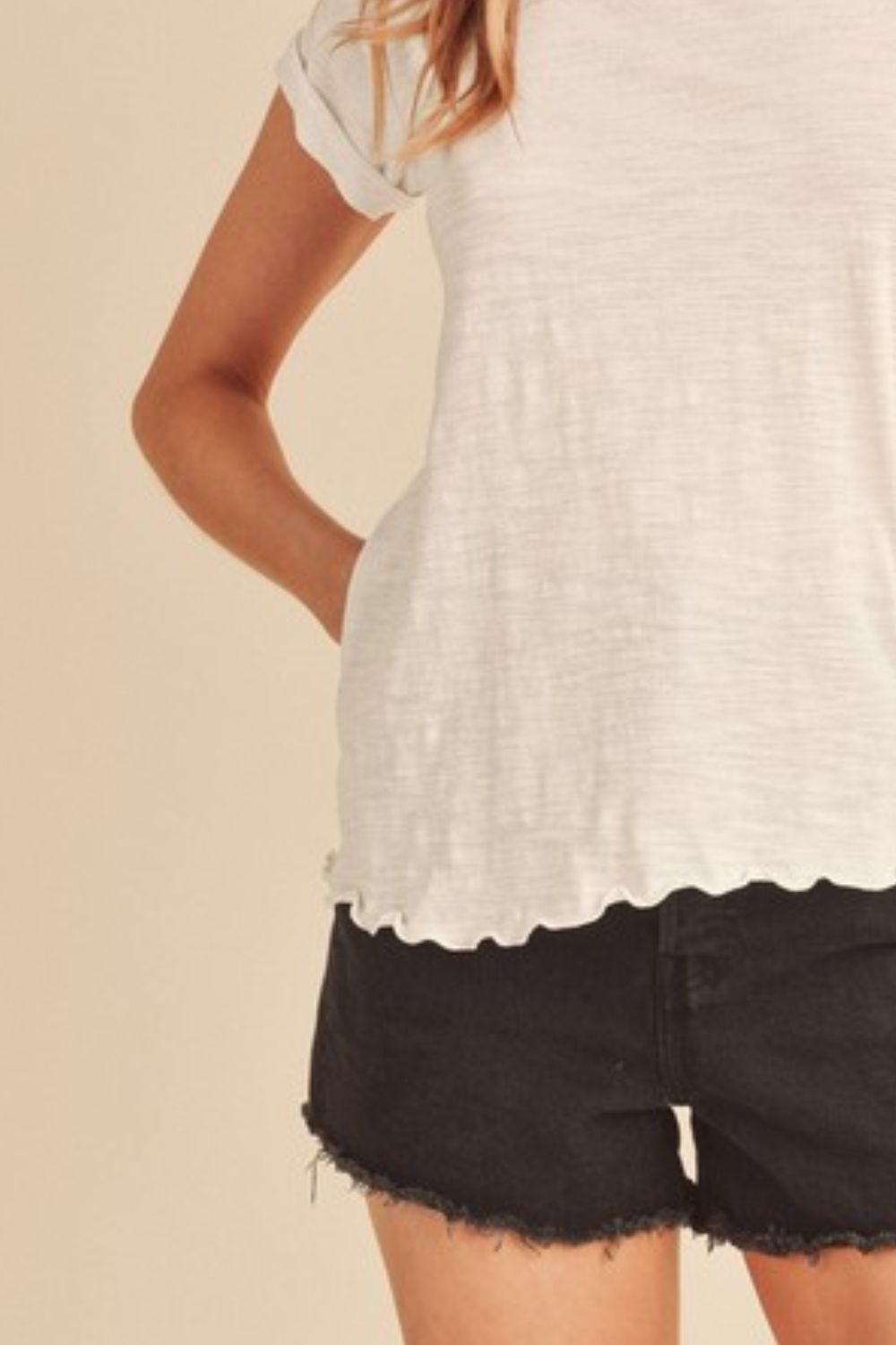 White Aemi Co Lettuce Edge Round Neck Short Sleeve T Shirt