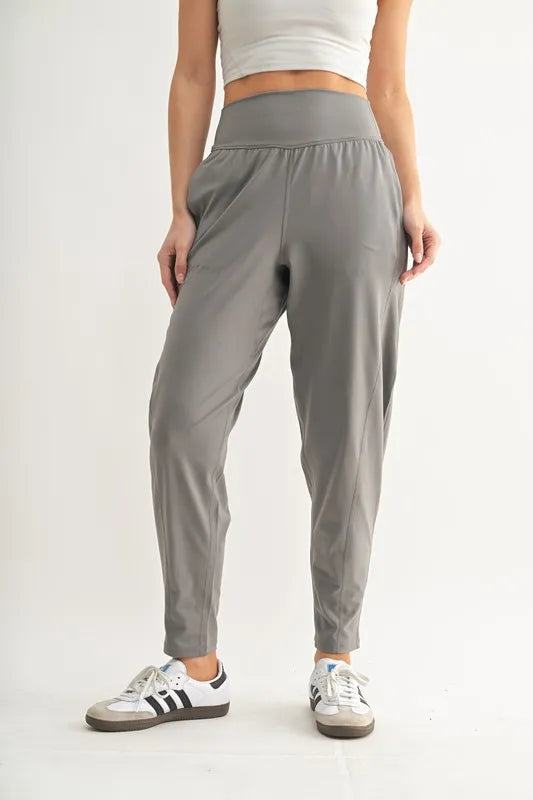New Pewter Mono B Flowbarrel High Waist Active Pants