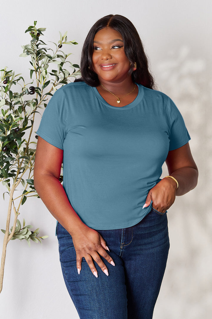 Green Basic Bae Full Size Round Neck Short Sleeve T Shirt 2