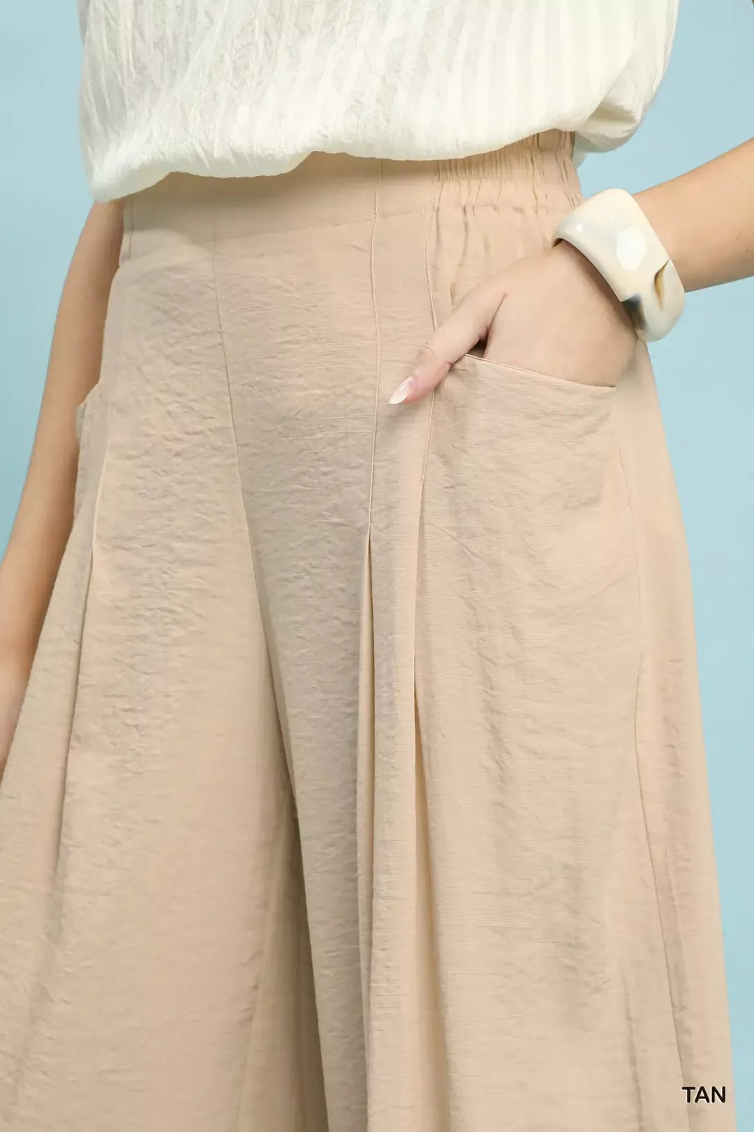 Umgee Solid Pleat Wide Leg Cropped Pants