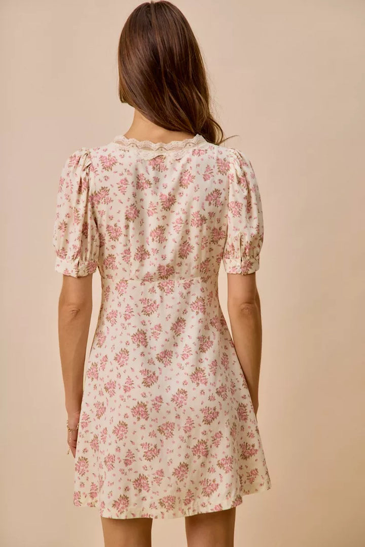 So Me Floral Lace Trimed Short Sleeves Mini Dress