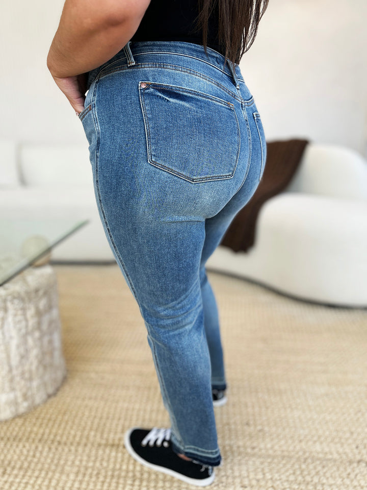 Medium Judy Blue Full Size Mid Rise Rigid Magic Release Hem Jeans