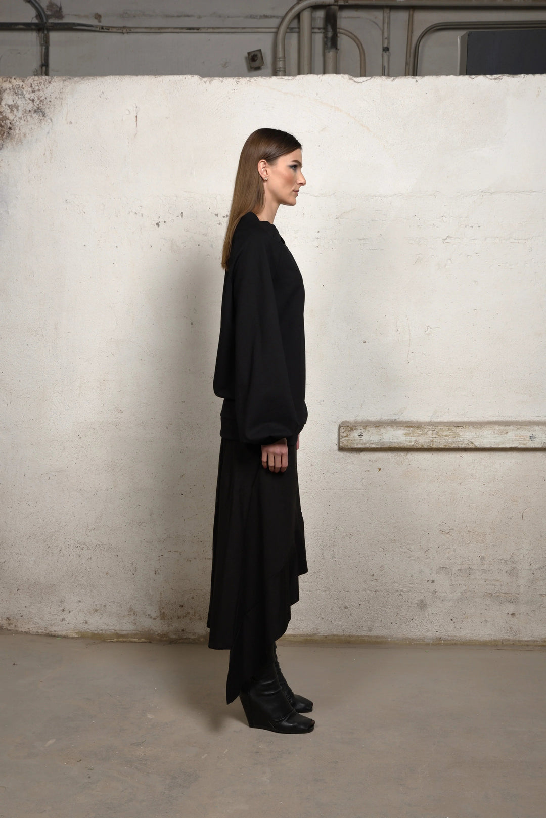 Large Asymmetrical Jumper