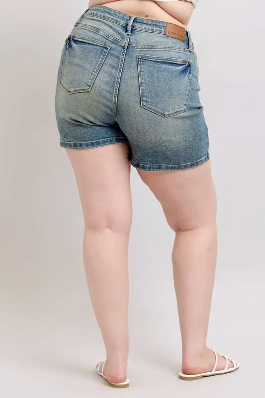 Md Judy Blue Plus Size V Front Vintage Wash Shorts