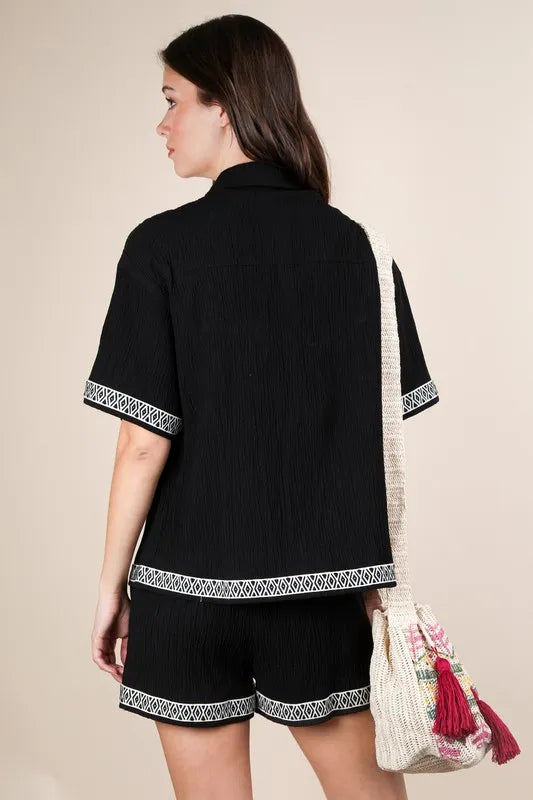 Very J Crinkled Woven Shirt Top Shorts Set