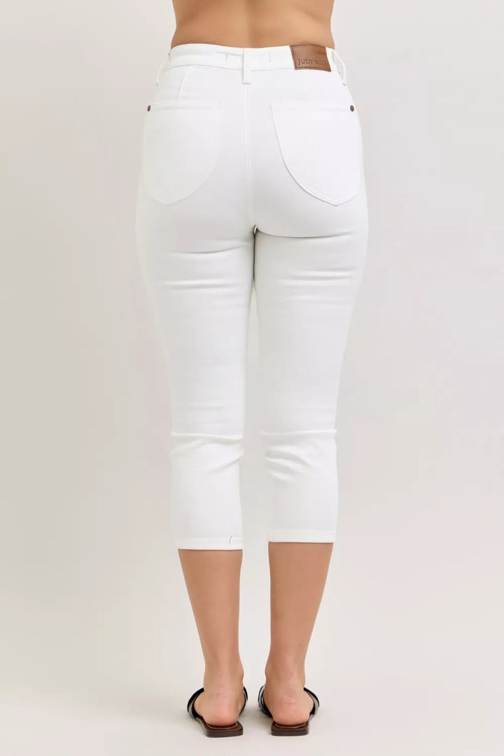 Wht Judy Blue High Waist Extended Waistband Capri Pants With Spade Pockets