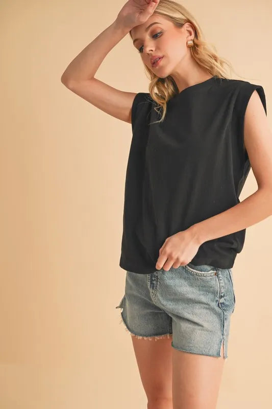Black Aemi Co Solid Color Round Neck Sleeveless Top