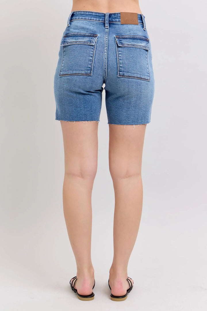 Md Judy Blue Full Size Mid Rise Bermudas Denim Shorts W Back Flap Pockets Plus Size