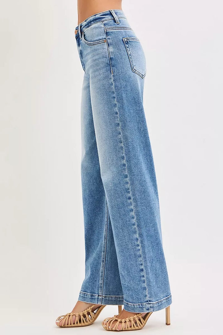 Medium Risen High Rise Wide Baggy Jeans