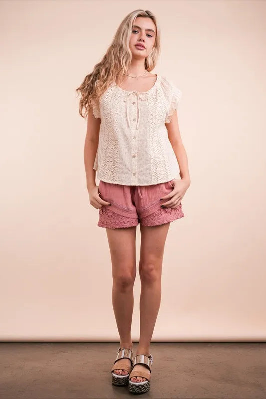 Very J Lace Contrast Detail Woven Shorts 1