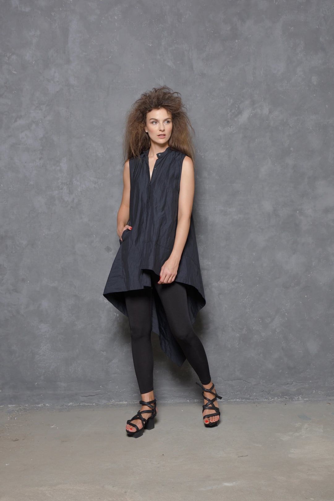 Small Sleeveless Asymmetrical Tunic Shirt