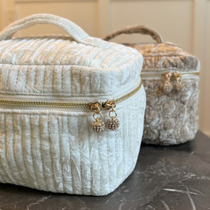 Vintage Moss Quilted Velvet Vanity Case Spacious Vintage Insp