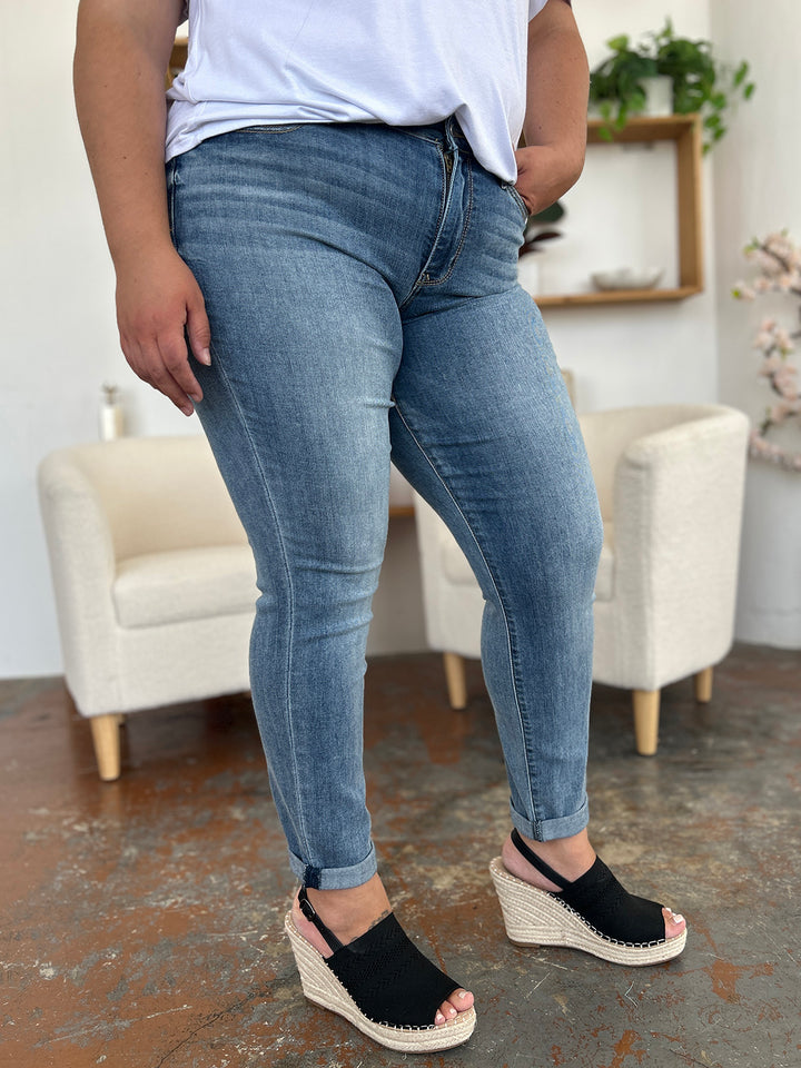 Medium Judy Blue Full Size Cuffed Hem Slim Jeans