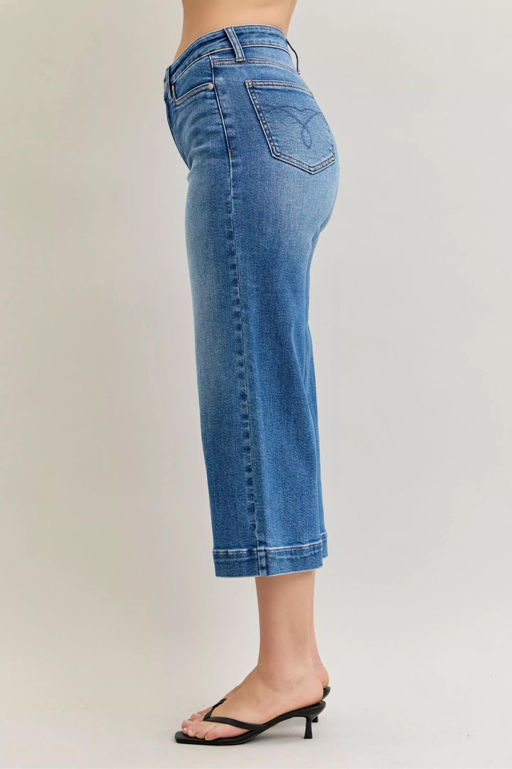 Md Judy Blue Mid Rise Crop Wide Leg Jeans