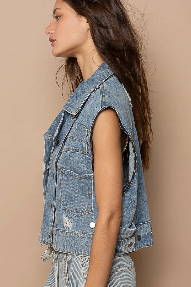 Pol Cropped Denim Jacket With Functional Zipper Detail