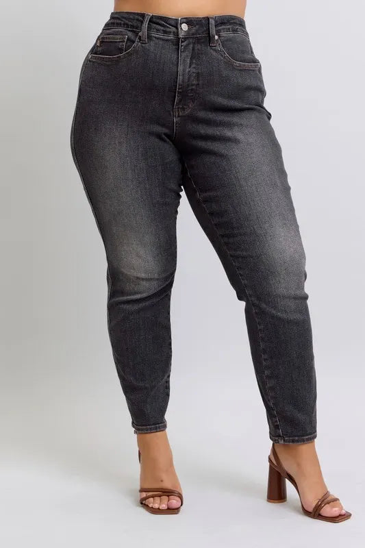 Bk Judy Blue Full Size Mid Rise Tummy Control Slim Jeans Plus Size