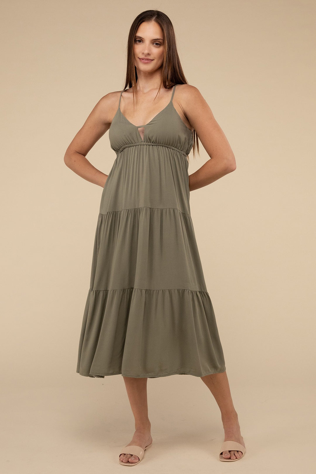 LT OLIVE Woven Sweetheart Neckline Tiered Cami Midi Dress