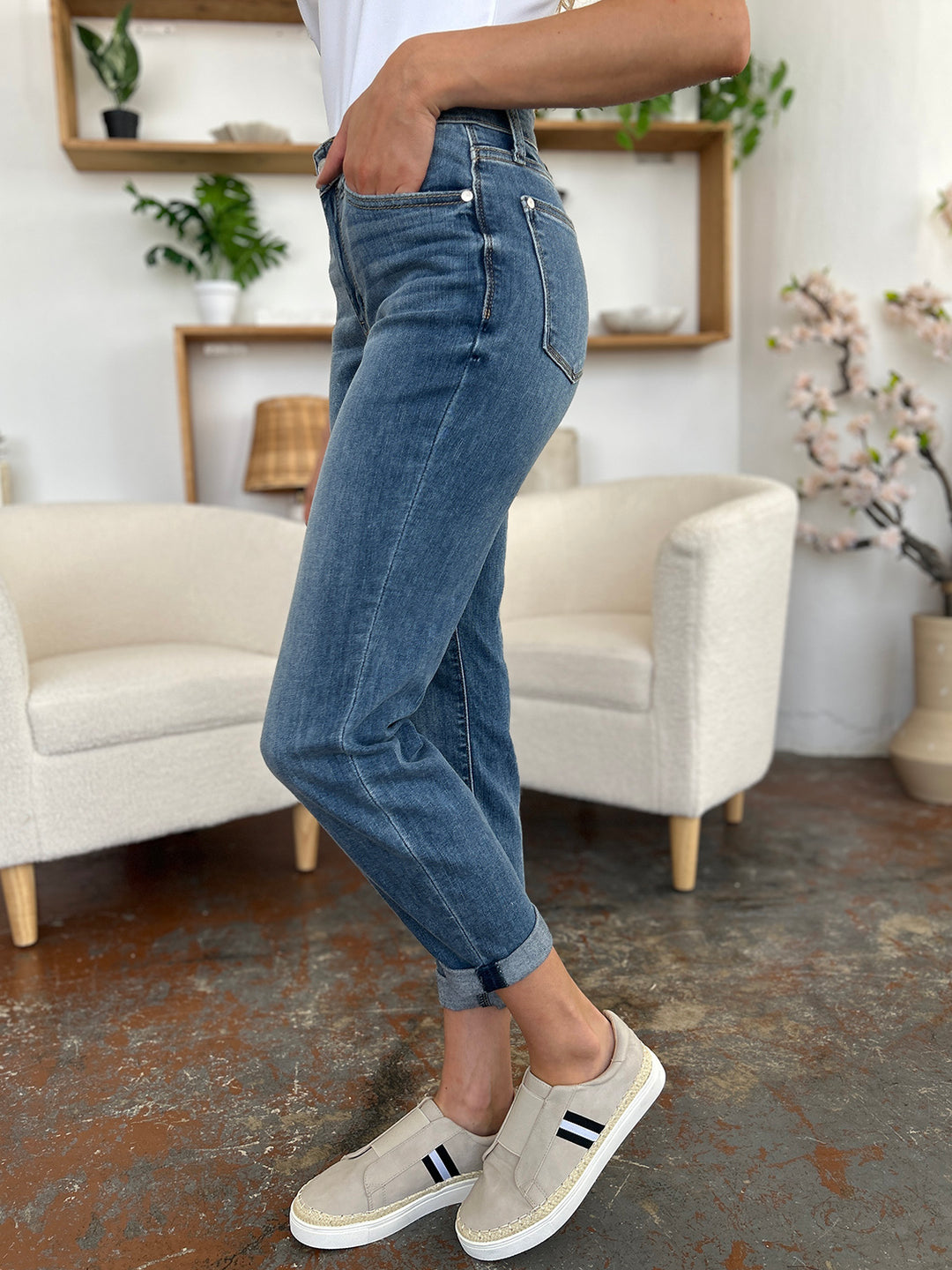 Medium Judy Blue Full Size Cuffed Hem Slim Jeans