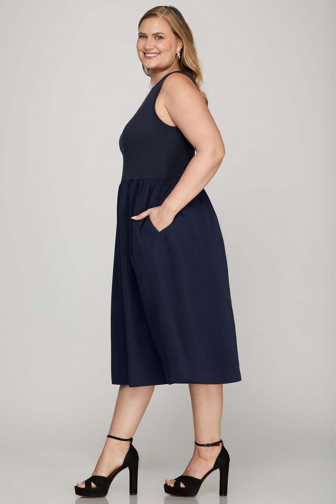 Dark Navy She Sky Full Size Sleeveless Poplin Woven Midi Dress With Pockets Plus Size