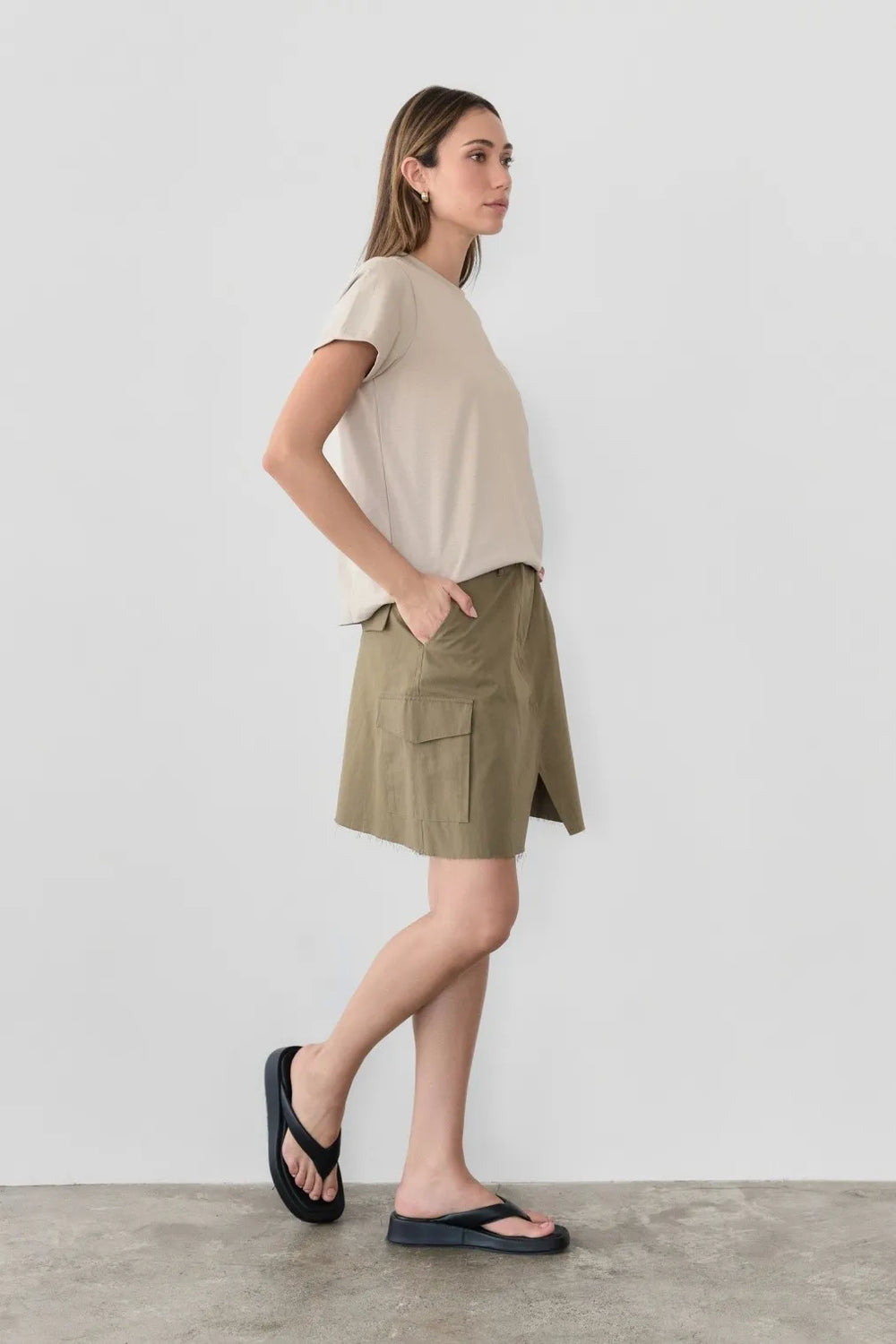Olive Pol Slit Skirt With Pockets