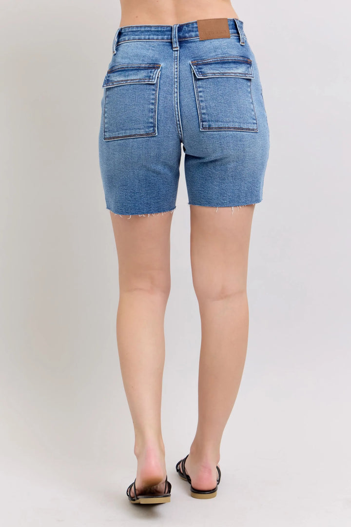 Md Judy Blue Full Size Mid Rise Bermudas Denim Shorts W Back Flap Pockets Plus Size