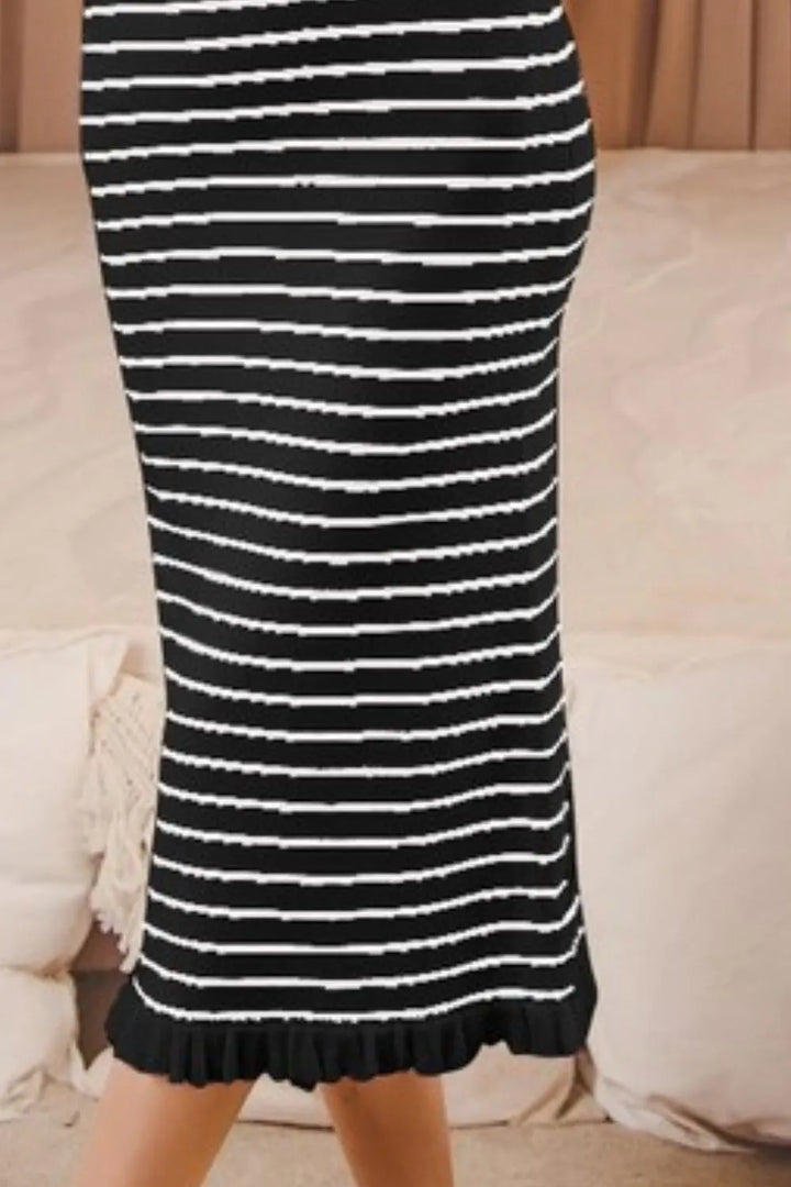 Black/Off White So Me Stripe Sleeveless Sweater Knit Maxi Dress With Ruffled Hem 3