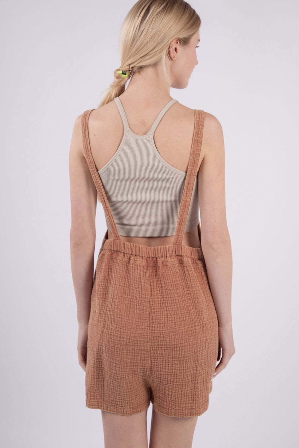 Mocha Very J Sleeveless Double Gauze Overalls With Pockets