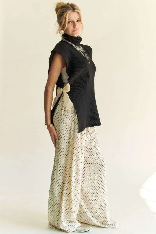 Davi Dani Side Split Turtleneck Sleeveless Knit Top