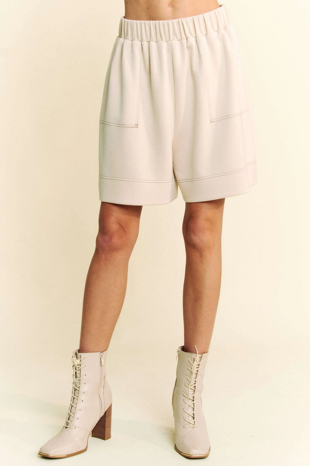 Davi Dani Contrast Seam Top And Short Set
