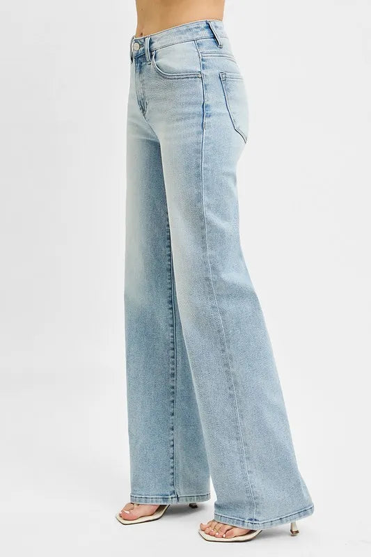 Medium Risen High Rise Wide Leg 90S Jeans
