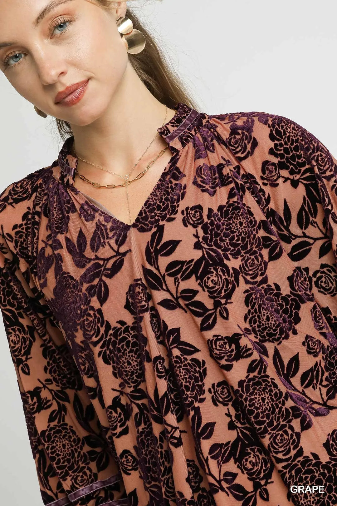 Umgee Floral Velvet Blouse With Balloon Sleeves 1