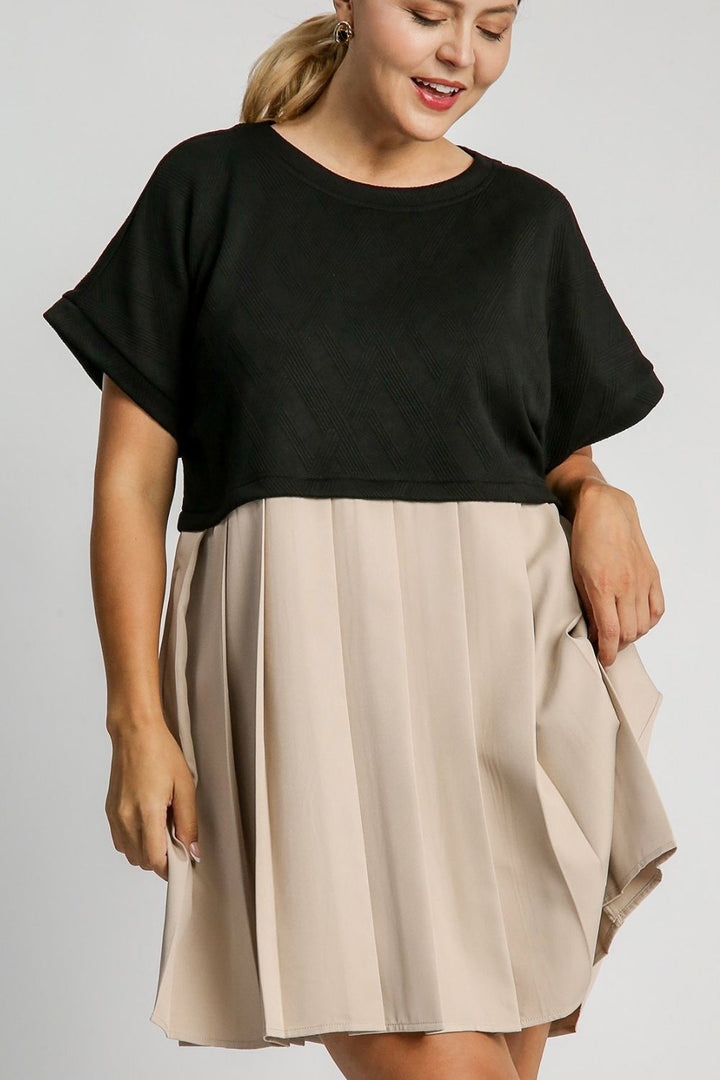 Black Umgee Full Size Round Neck Pleated Dress With Side Pockets Plus Size