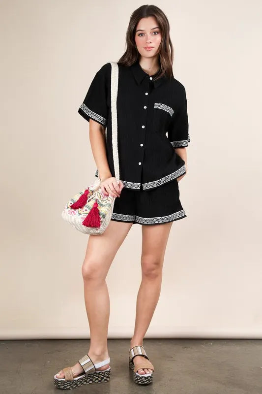 Very J Crinkled Woven Shirt Top Shorts Set